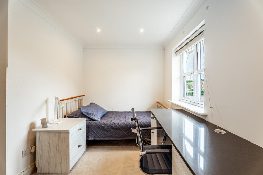 Additional image 12 of Puddingstone Drive, St. Albans, Hertfordshire, AL4