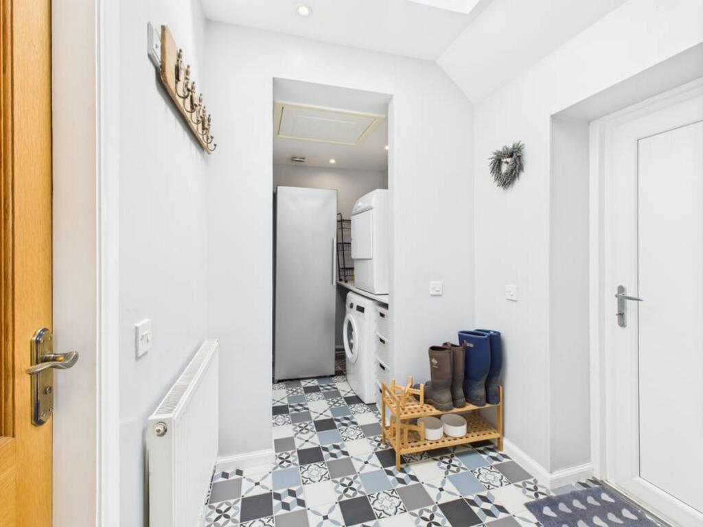 Additional image 15 of Of Greens, New Deer, AB53