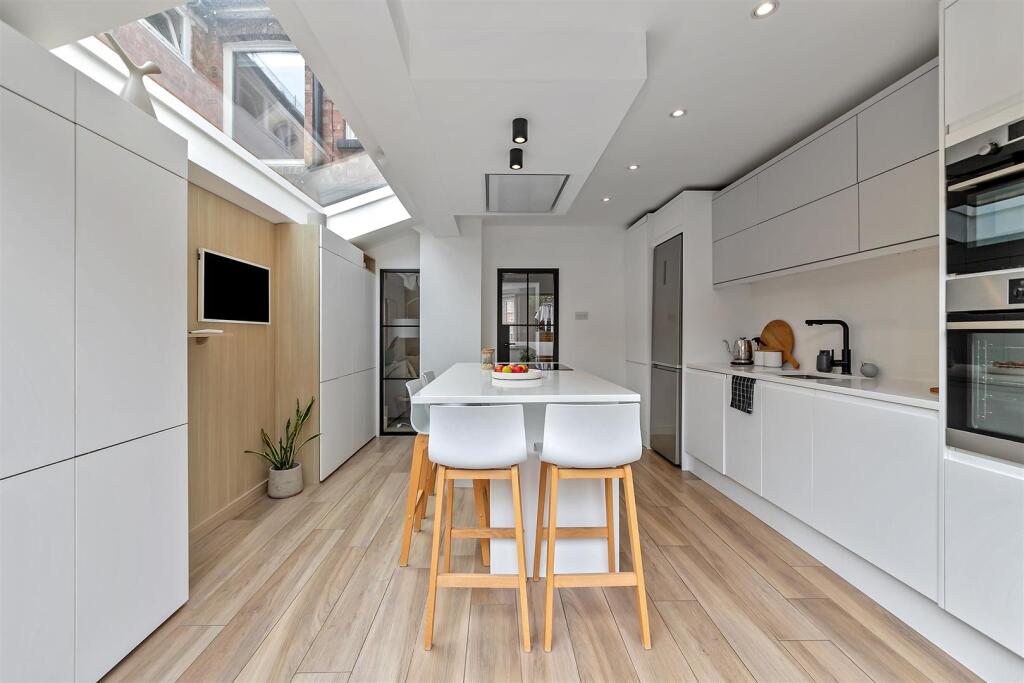 Additional image 4 of Hart Road, St. Albans