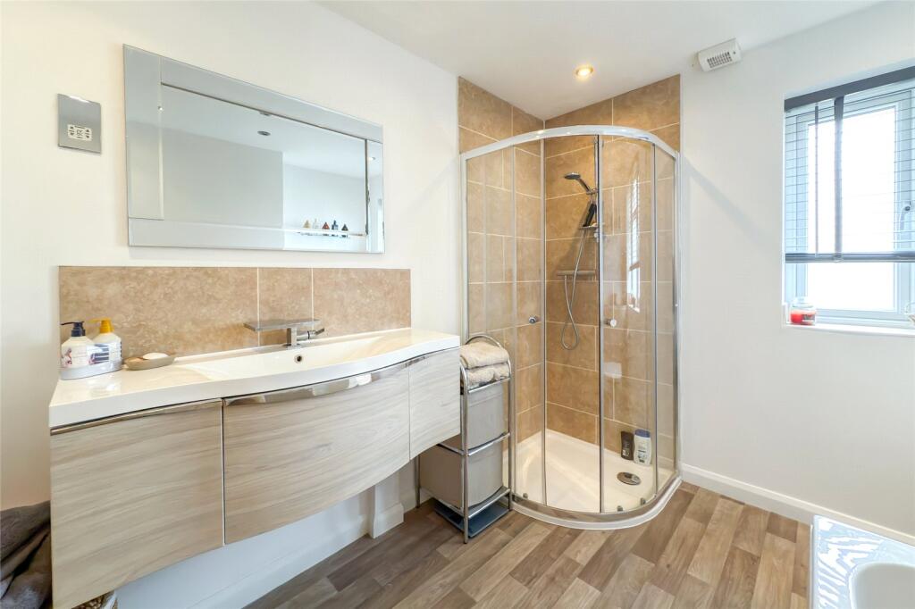 Additional image 20 of The Ridgeway, St. Albans, Hertfordshire, AL4