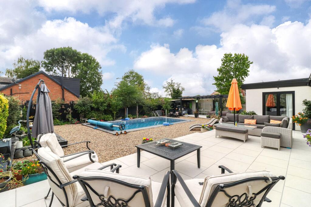 Additional image 40 of Oakwood Road, Bricket Wood, AL2