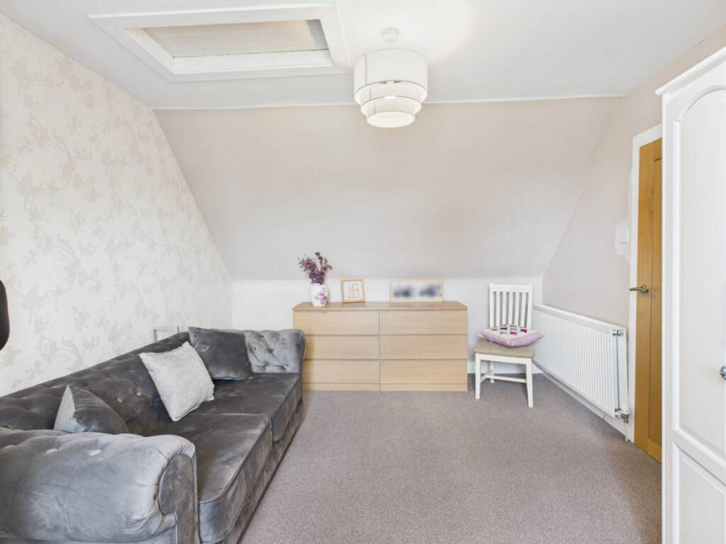 Additional image 19 of Of Greens, New Deer, AB53