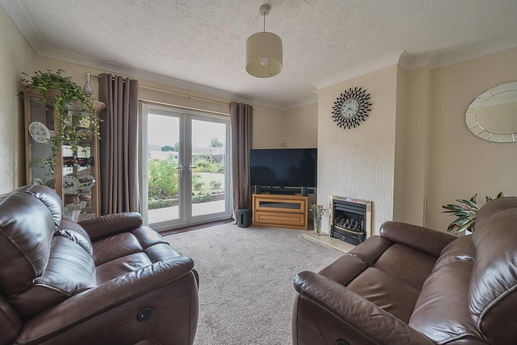 Additional image 4 of Meadway, Colney Heath, St. Albans