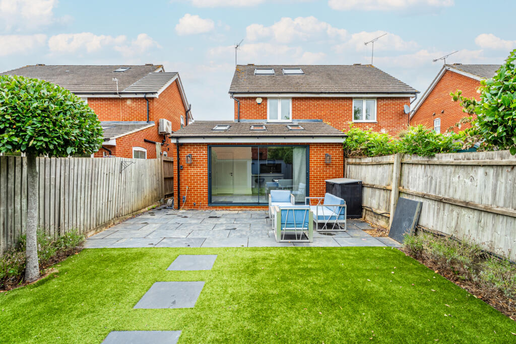 Additional image 20 of Puddingstone Drive, St. Albans, Hertfordshire, AL4