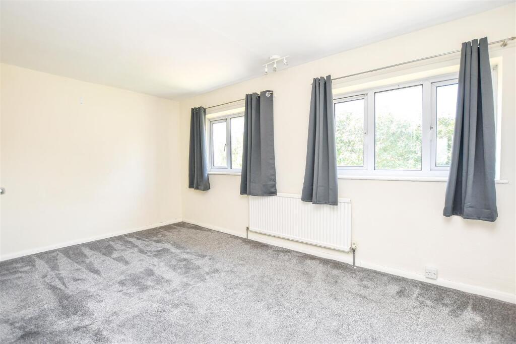 Additional image 7 of Cell Barnes Lane, St. Albans, AL1, Hertfordshire.