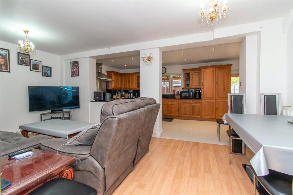 Additional image 5 of How Wood, Park Street, St. Albans, Hertfordshire, AL2