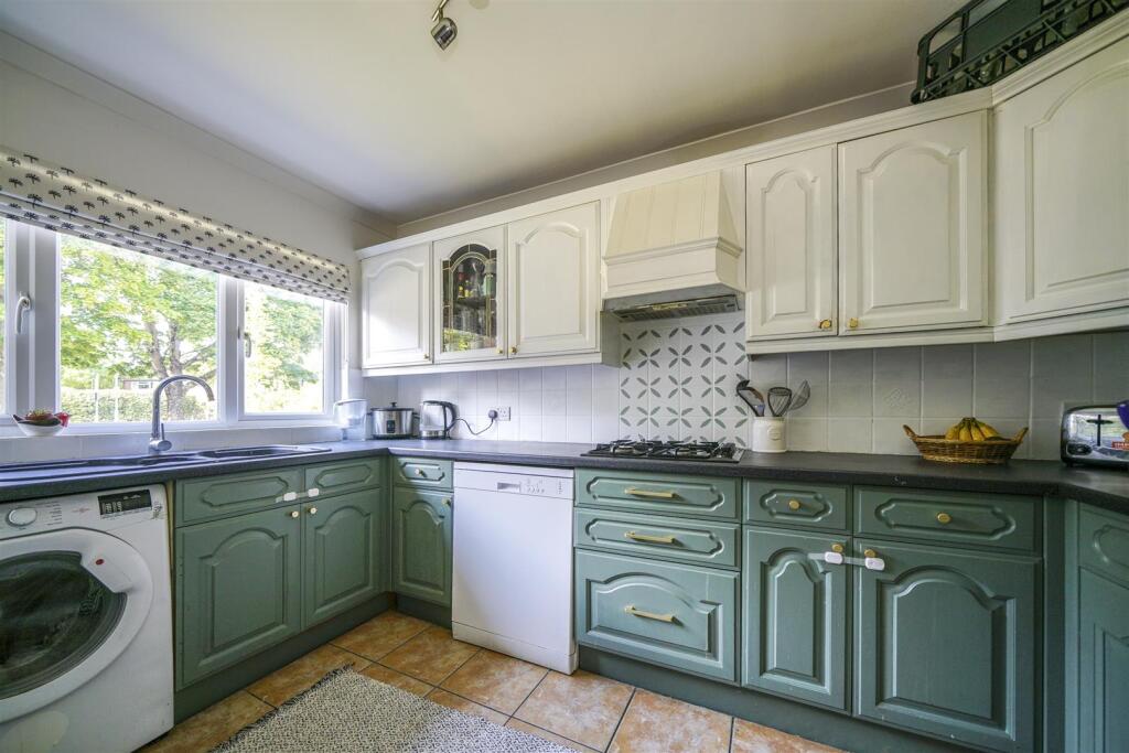 Additional image 4 of Drakes Drive, St. Albans