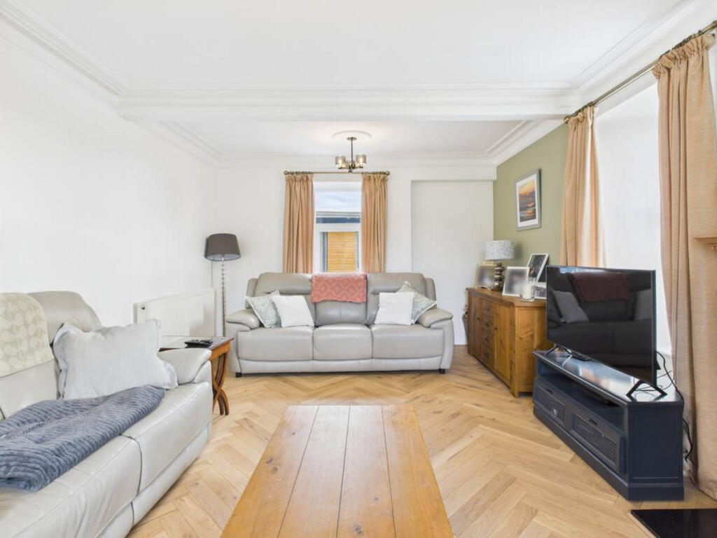 Additional image 7 of Of Greens, New Deer, AB53