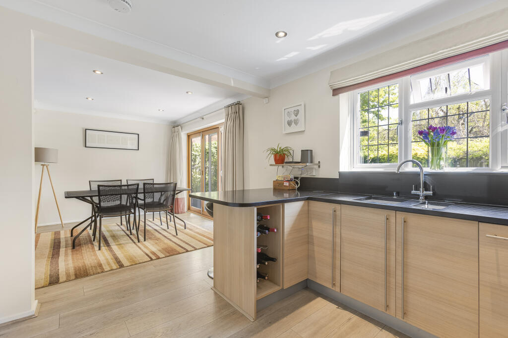 Additional image 16 of Havercroft Close, St. Albans, Hertfordshire, AL3