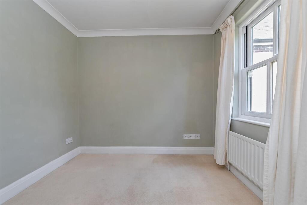 Additional image 24 of Old London Road, St. Albans