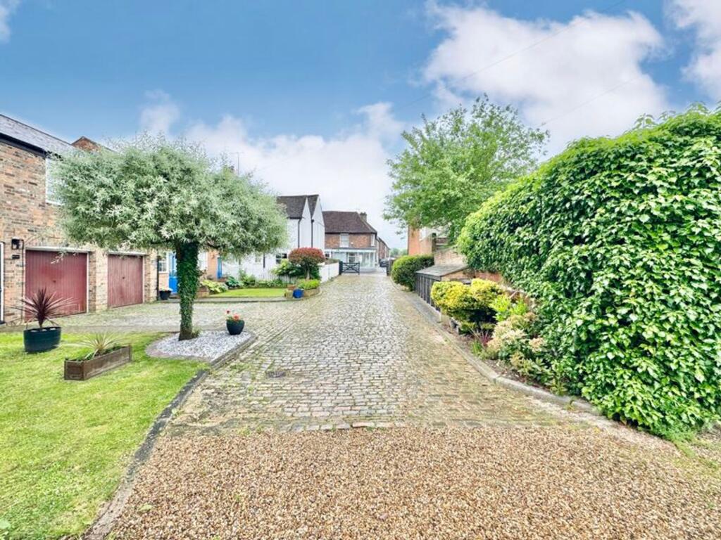 Additional image 14 of High Street, Markyate, AL3