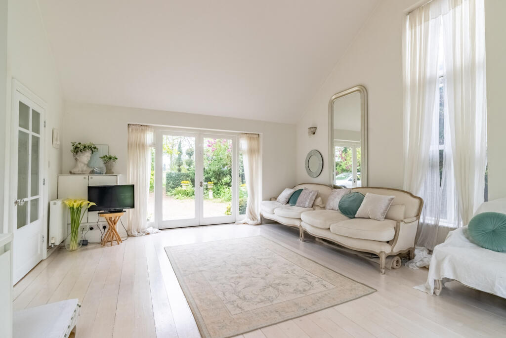 Additional image 4 of Noke Farm Cottages, Noke Lane, St. Albans, Hertfordshire, AL2