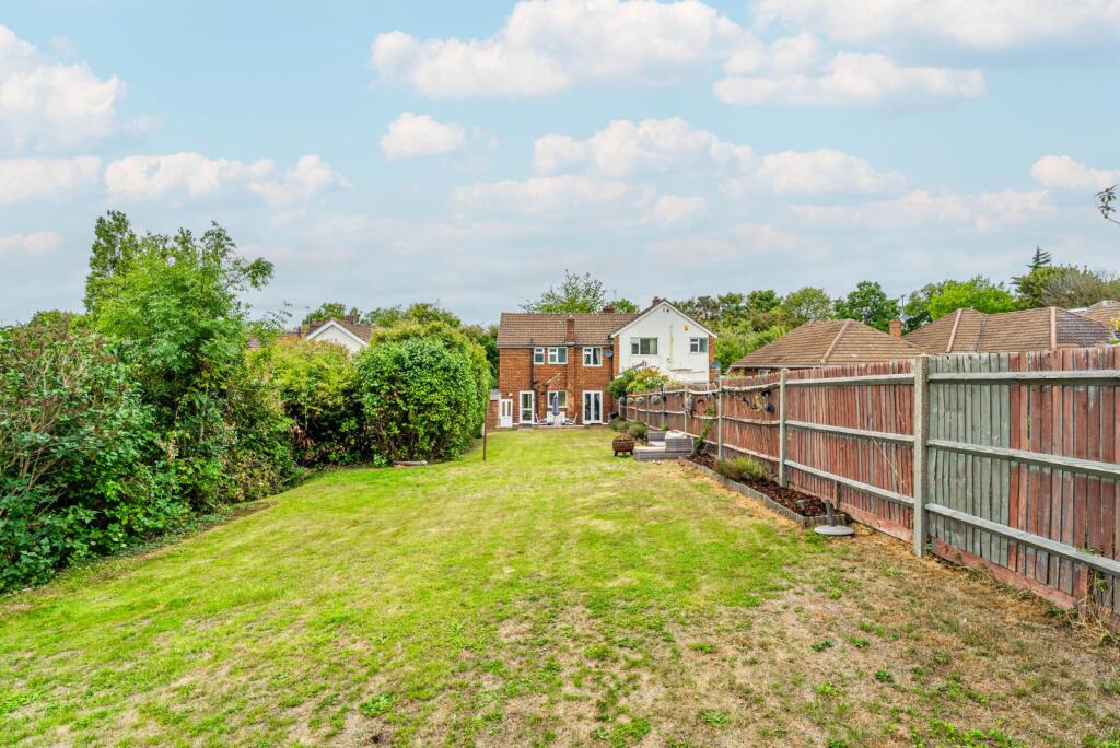 Additional image 3 of Robert Avenue, St. Albans, Hertfordshire, AL1