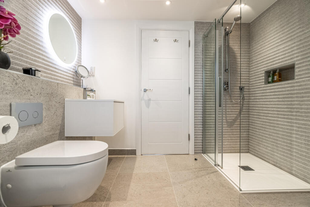 Additional image 16 of Burston Drive, Park Street, St. Albans, Hertfordshire, AL2