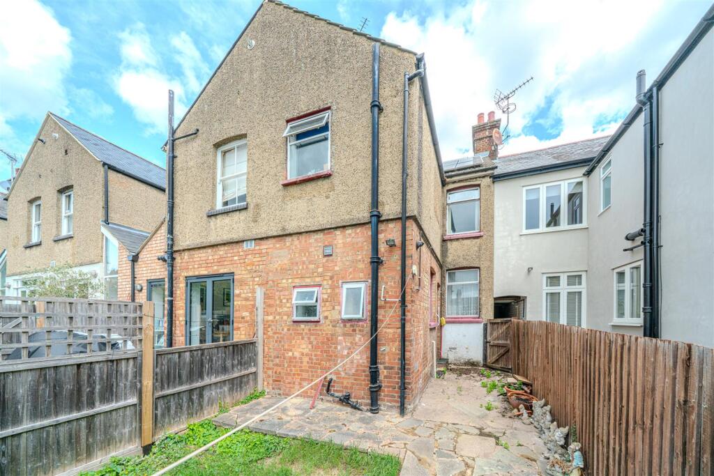 Additional image 15 of Hart Road, St Albans