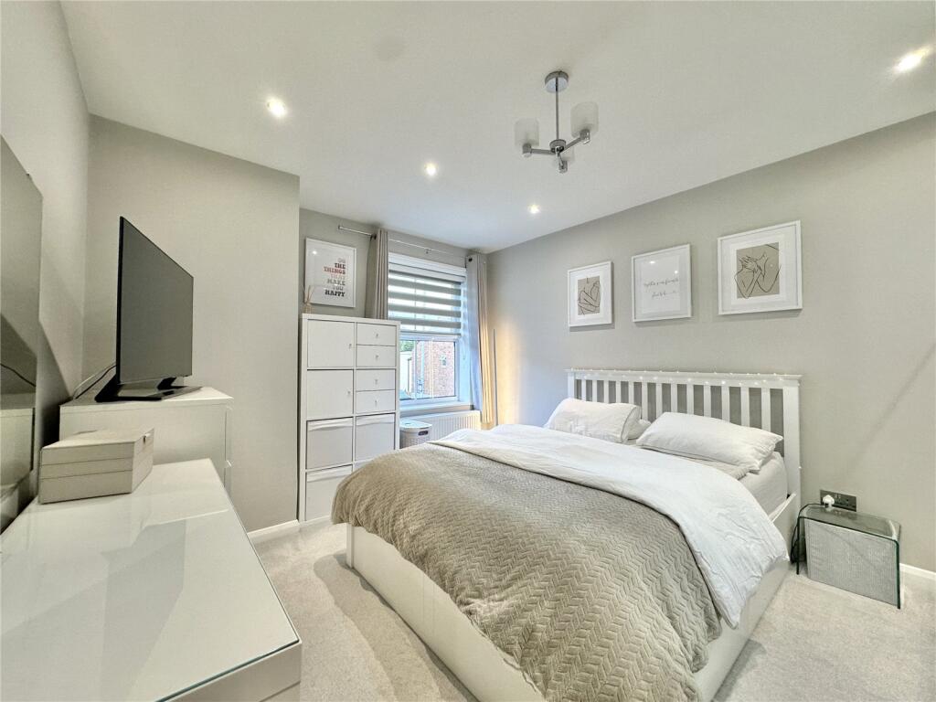 Additional image 8 of Park Street, St. Albans, Hertfordshire, AL2