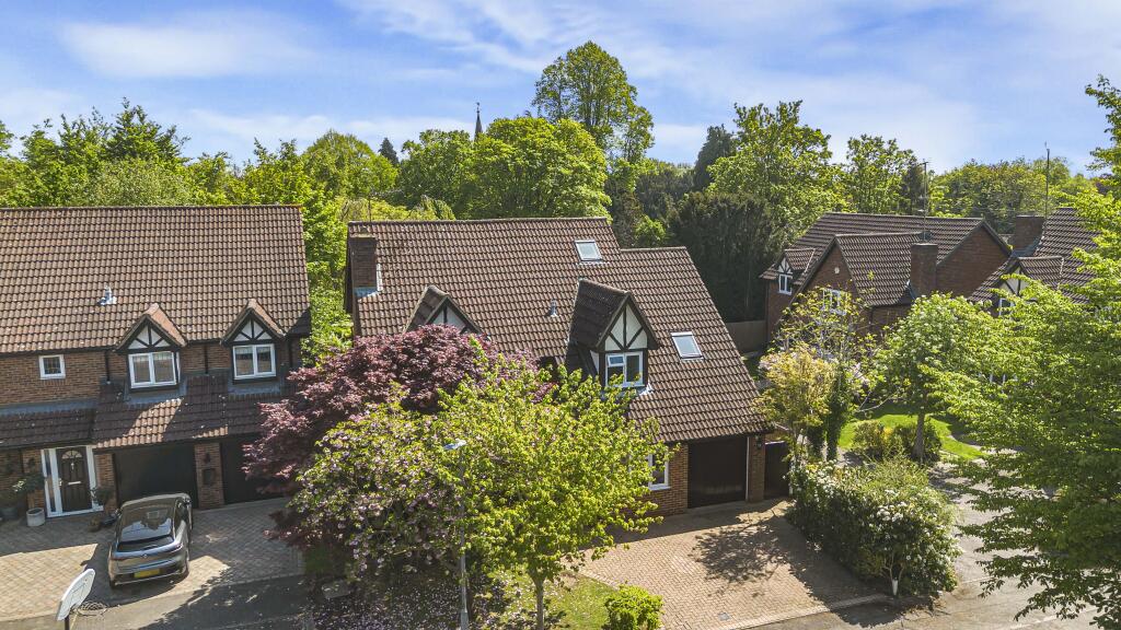 Additional image 37 of Havercroft Close, St. Albans, Hertfordshire, AL3