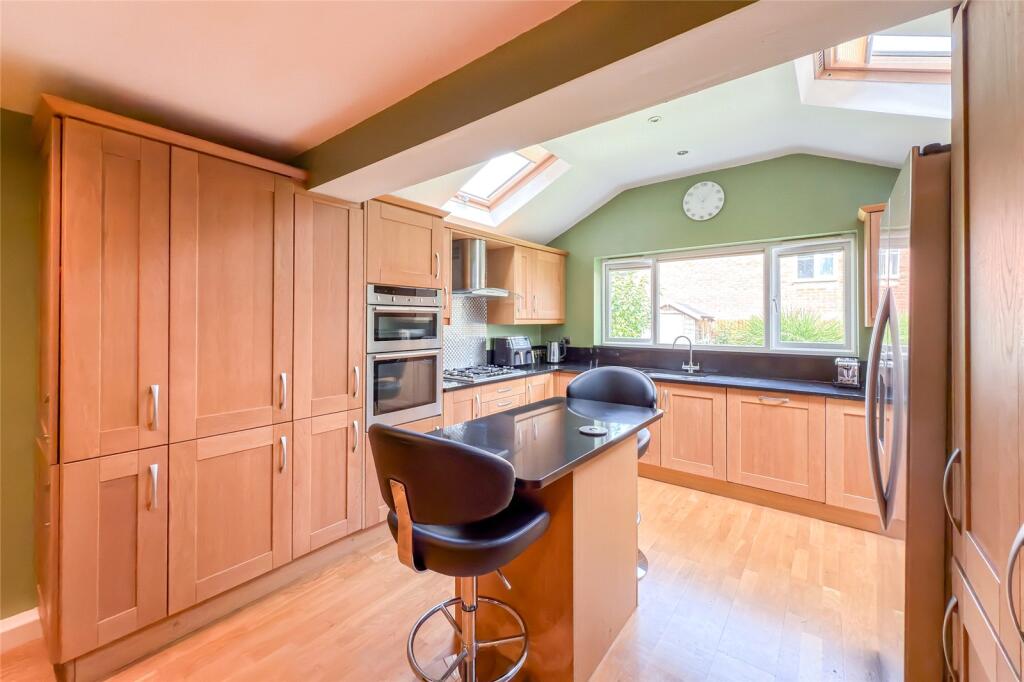 Additional image 25 of Wynches Farm Drive, St. Albans, Hertfordshire, AL4