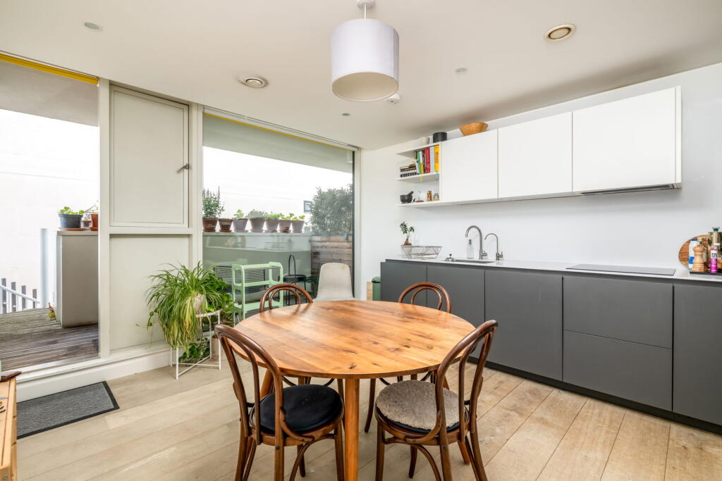 Additional image 2 of London Road, St. Albans, AL1 1LR