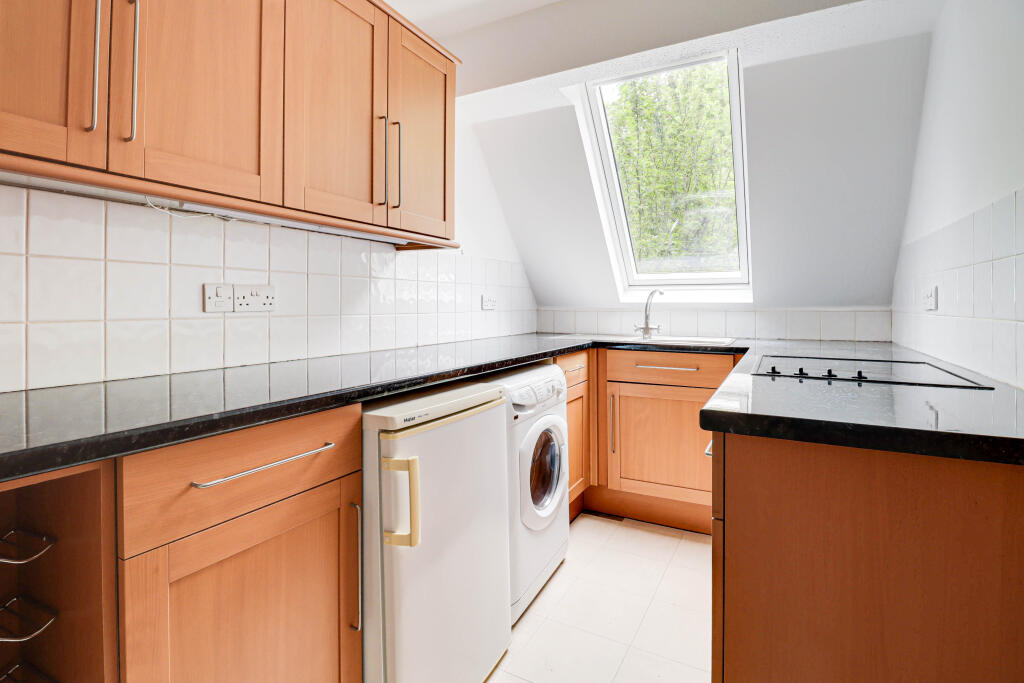 Additional image 10 of Christchurch Close, St Albans, AL3