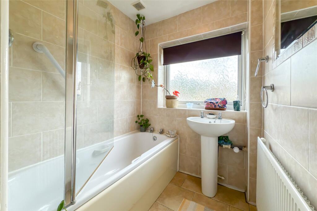 Additional image 8 of Orchard Drive, Park Street, St. Albans, Hertfordshire, AL2