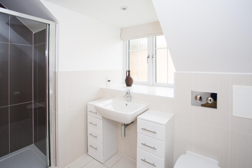 Additional image 13 of Scott Close, St Albans, Hertfordshire, AL3