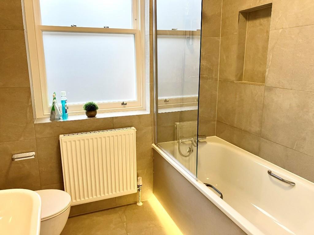 Additional image 7 of Chequer Street, St. Albans, Hertfordshire, AL1 3YJ