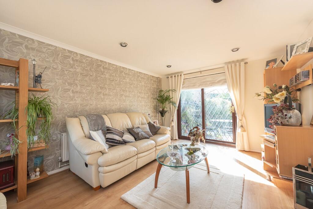 Additional image 5 of Old Orchard, Park Street, St Albans, Herts, AL2