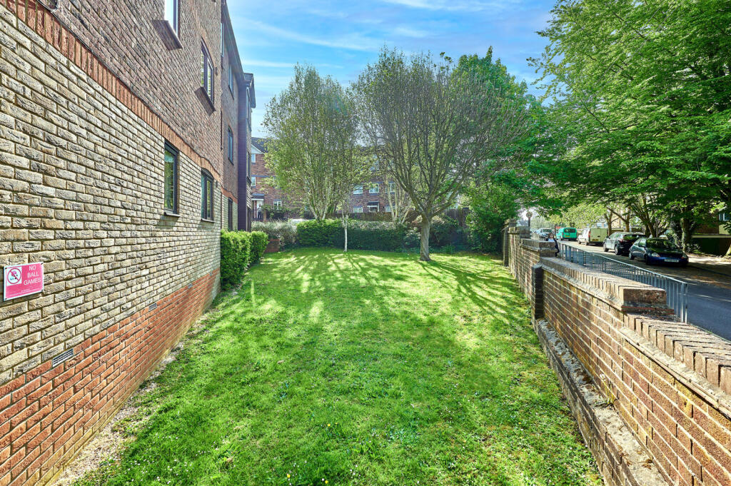 Additional image 9 of Millers Rise, St Albans, Herts, AL1