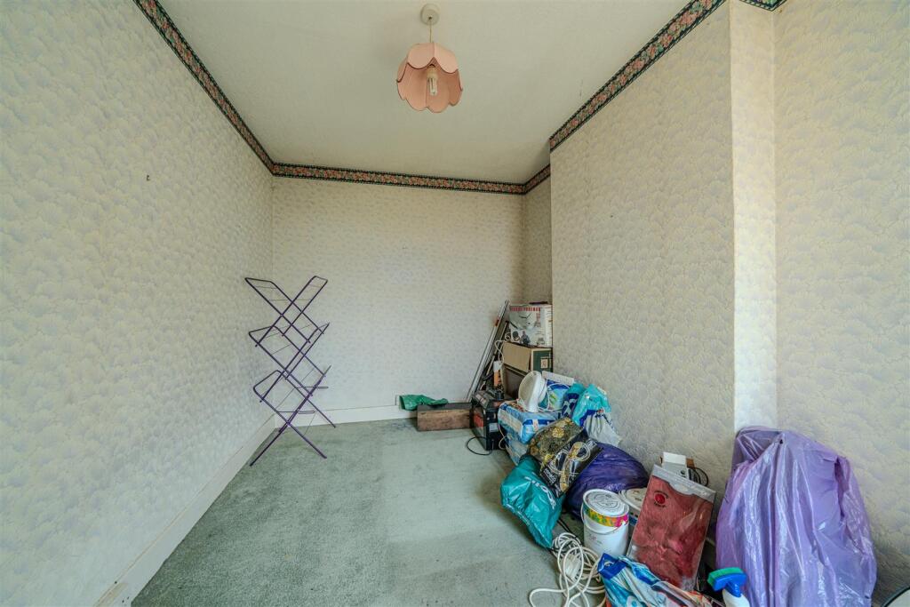 Additional image 13 of Hart Road, St Albans