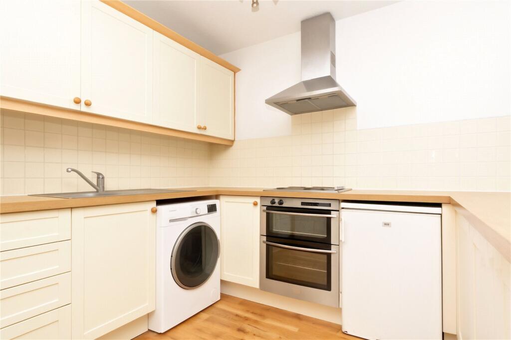 Additional image 10 of Canterbury Court, Battlefield Road, St. Albans, Hertfordshire