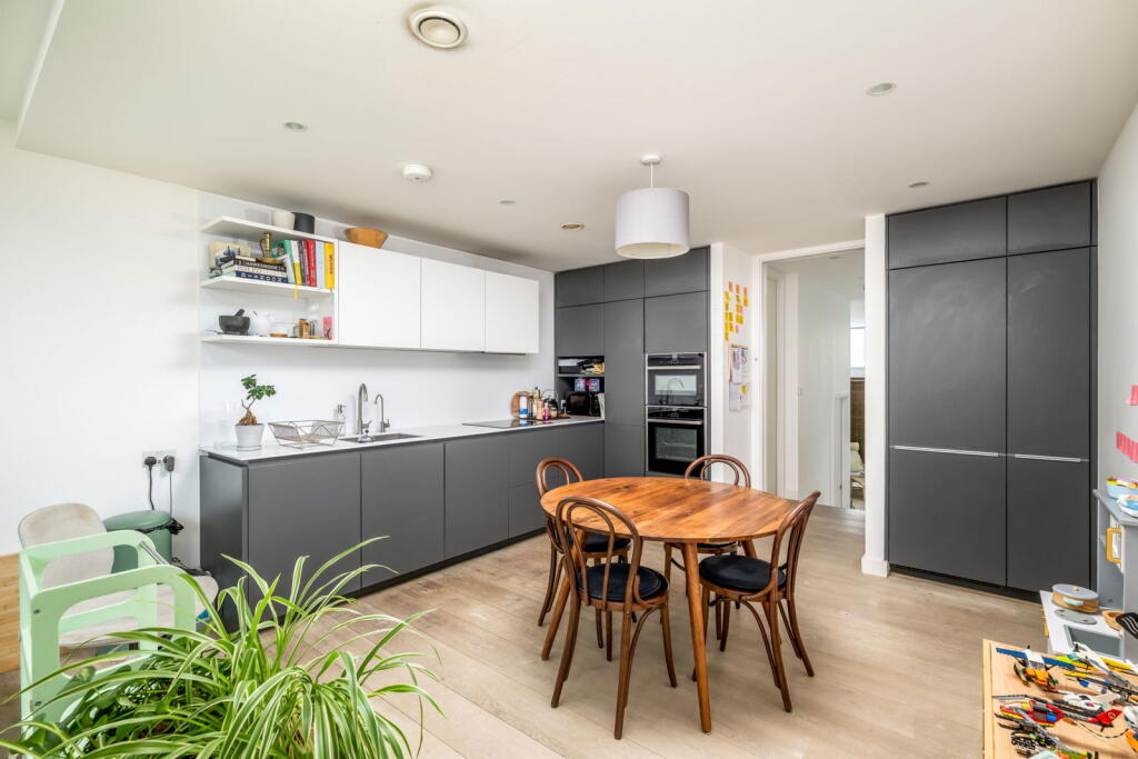 Additional image 19 of London Road, St. Albans, AL1 1LR