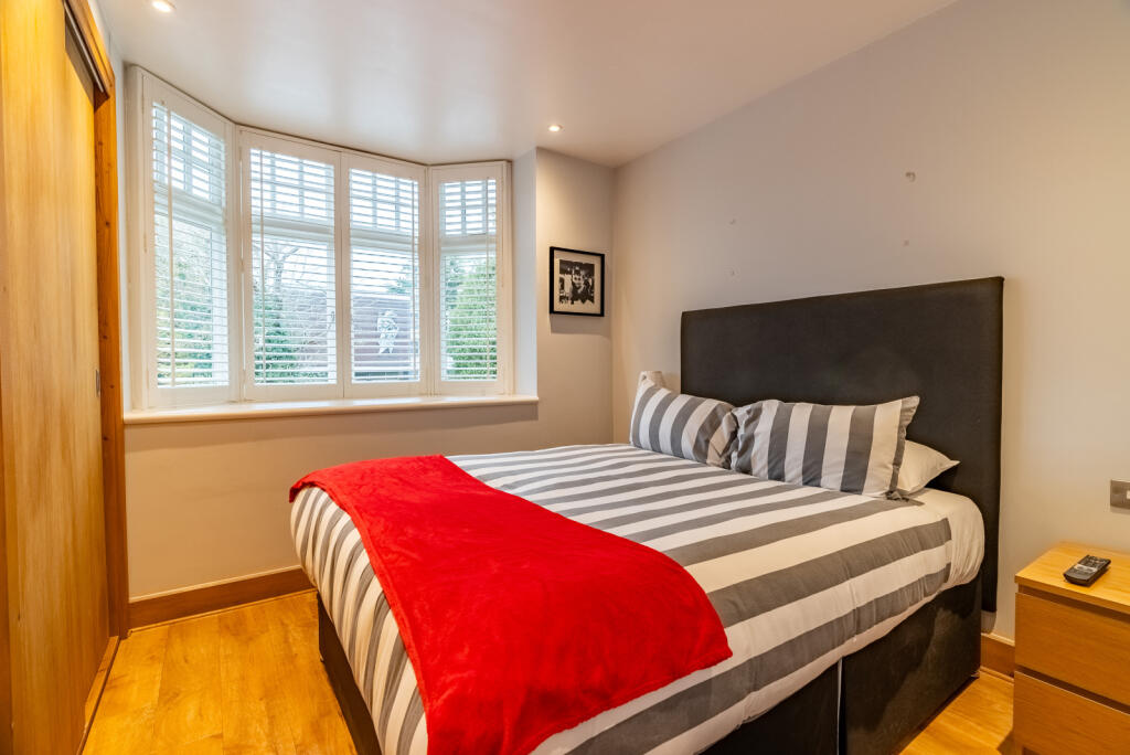 Additional image 10 of St. Peters Street, St. Albans, Hertfordshire, AL1