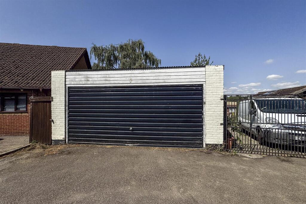 Additional image 24 of Old Watford Road, Bricket Wood, St. Albans
