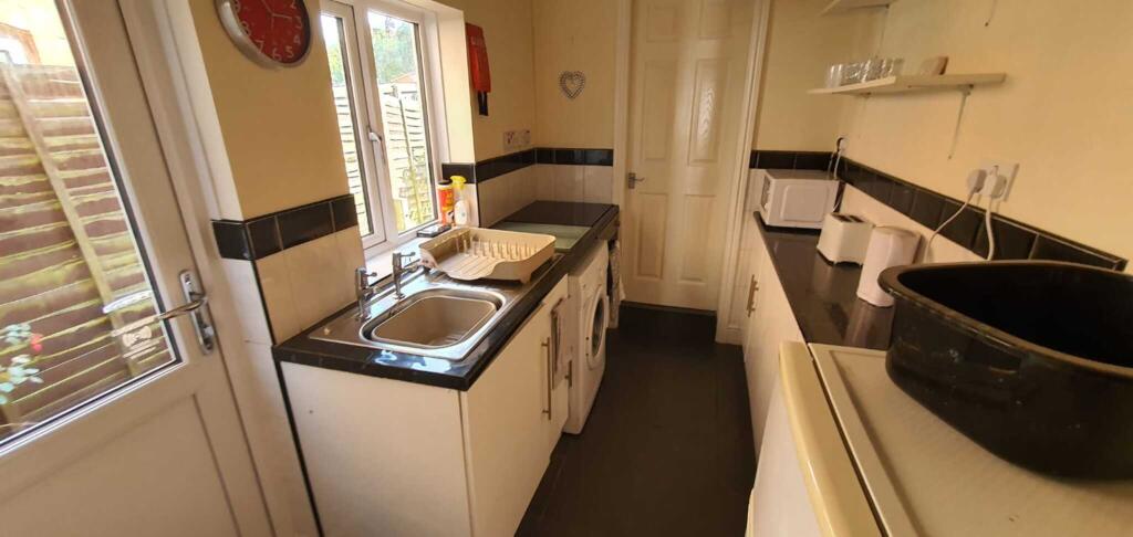 Additional image 4 of 1X En suite Room Available, Gough Road, Sparkhill, B11