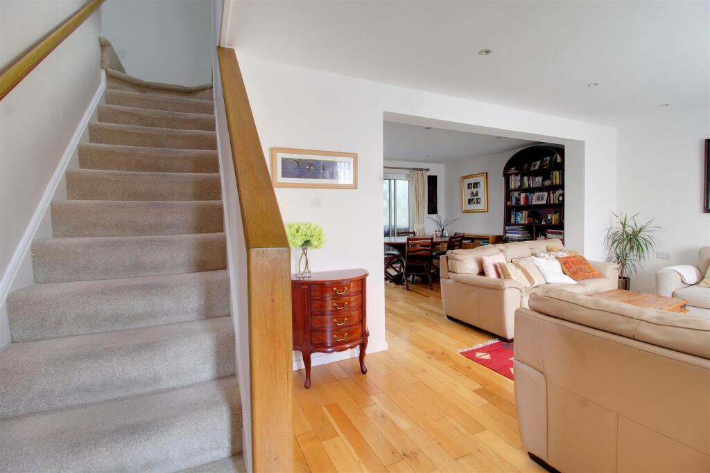 Additional image 3 of Bulls Lane, Welham Green