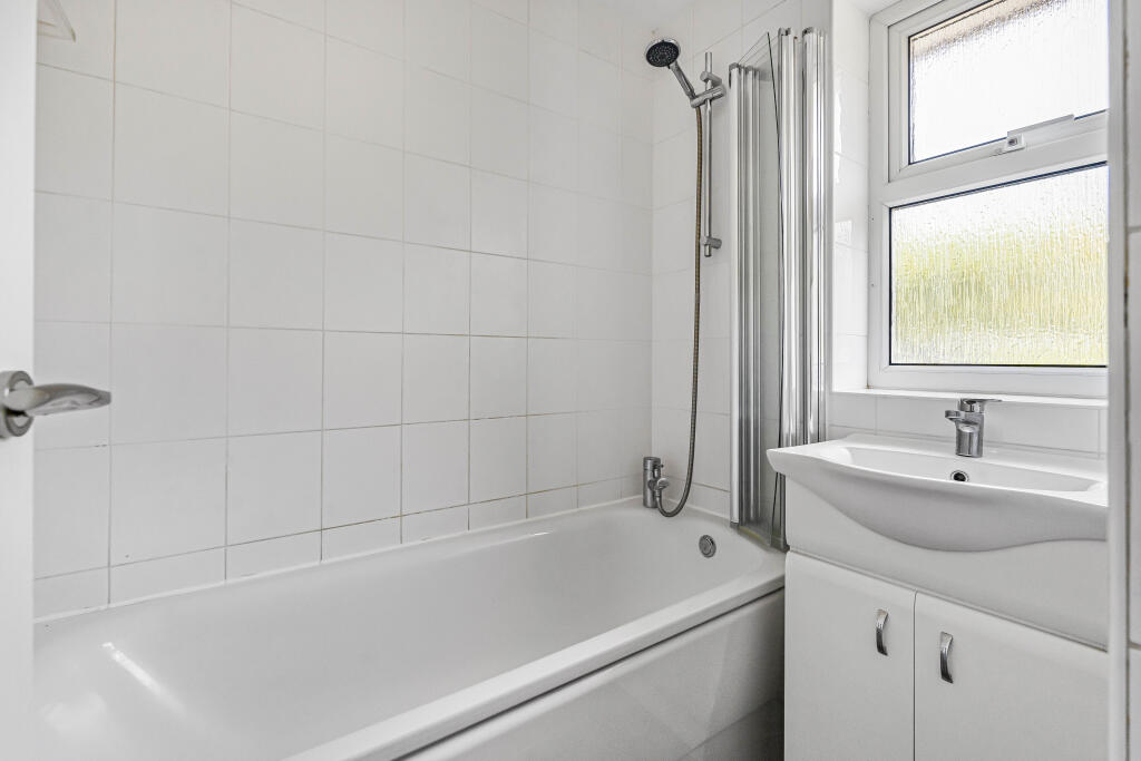 Additional image 10 of Little Dell, Welwyn Garden City, AL8