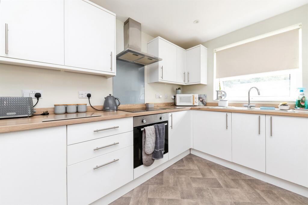 Additional image 18 of Bassingburn Walk, Welwyn Garden City