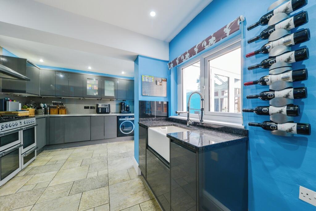 Additional image 4 of Station Road, Welwyn, AL6