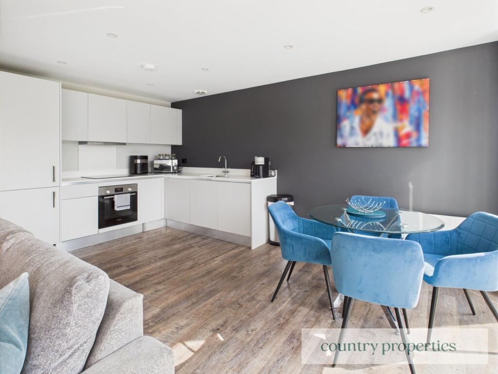 Additional image 4 of Parkway, Welwyn Garden City, AL8