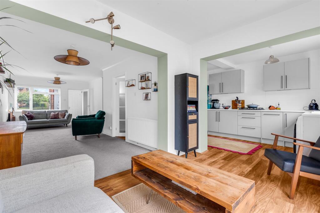 Additional image 6 of Lumbards, Welwyn Garden City