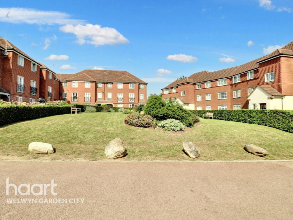 Additional image 3 of Node Way Gardens, Welwyn