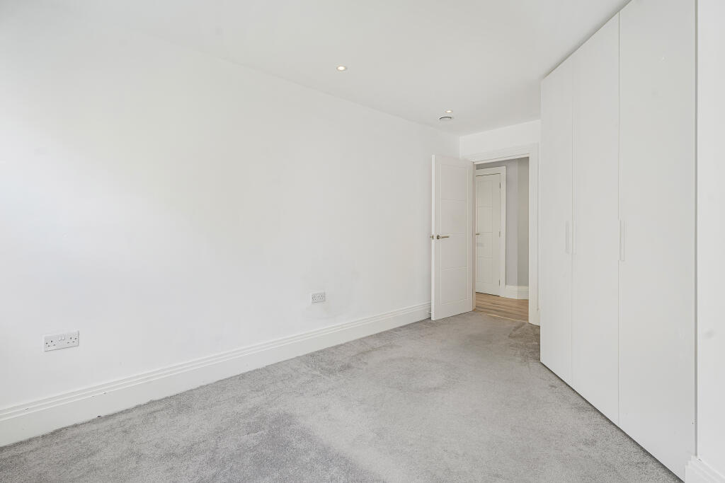 Additional image 7 of Bell Lane, Brookmans Park, Hatfield, AL9
