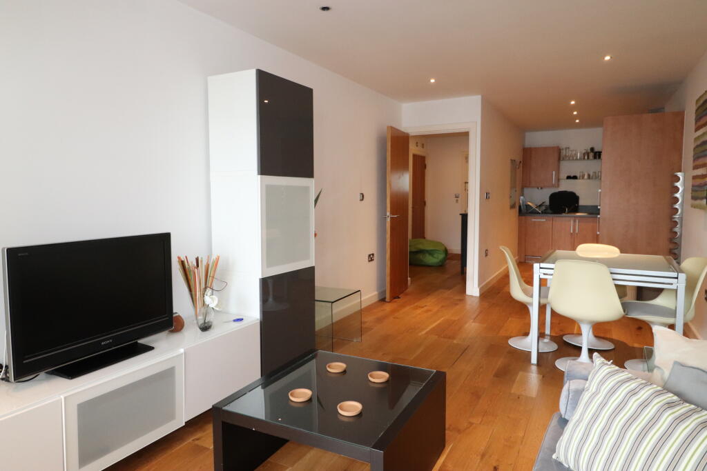 Additional image 3 of Canal Square, Birmingham, Birmingham, B16