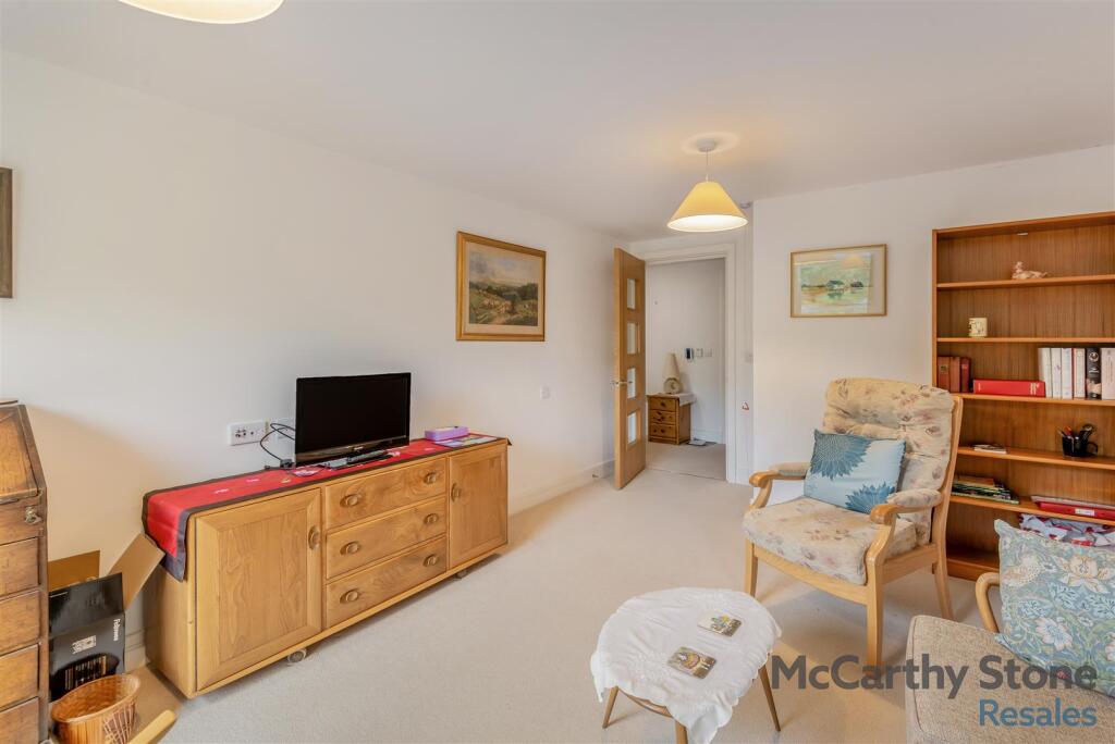 Additional image 23 of Peel Court, College Way, Welwyn Garden City, Hertfordshire, AL8 6DG