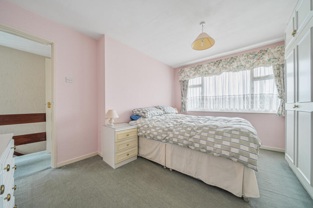 Additional image 15 of Wroxham Way, Harpenden, AL5