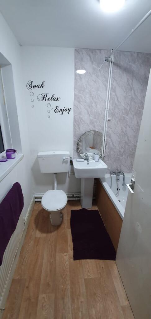 Additional image 7 of 1x Double room available close to city centre