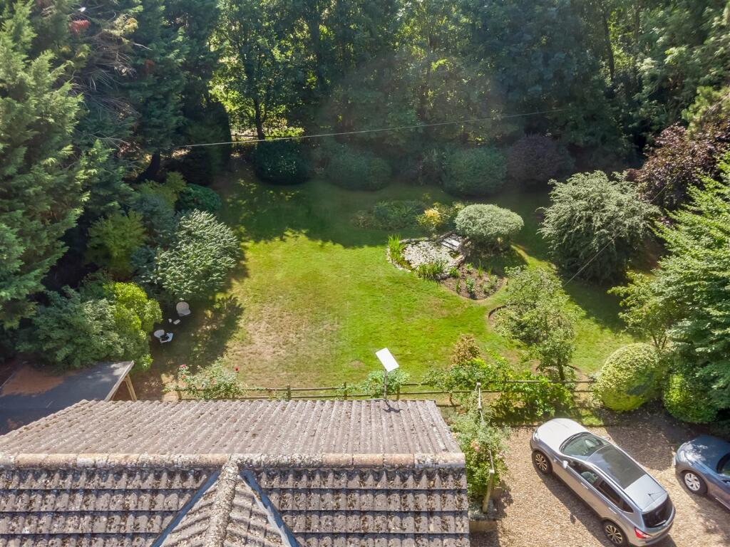 Additional image 25 of Woodside Lane, Brookmans Park