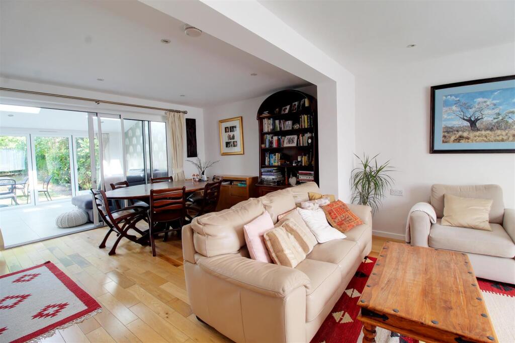 Additional image 5 of Bulls Lane, Welham Green