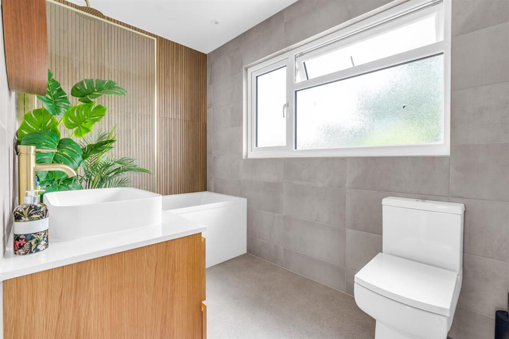 Additional image 16 of Lumbards, Welwyn Garden City